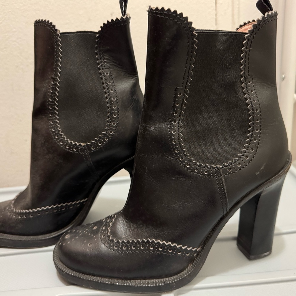 🤠 Miu Miu Leather Western ankle boots 38.5 EU 8.5 US with 10 cm heel